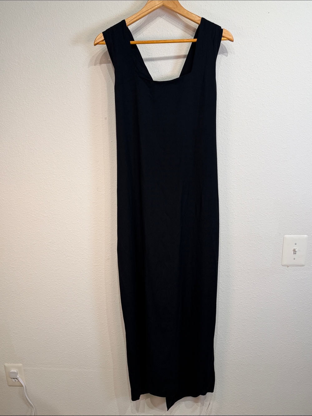 Reformation New black Vea Maxi dress size 12 - Picture 2 of 10